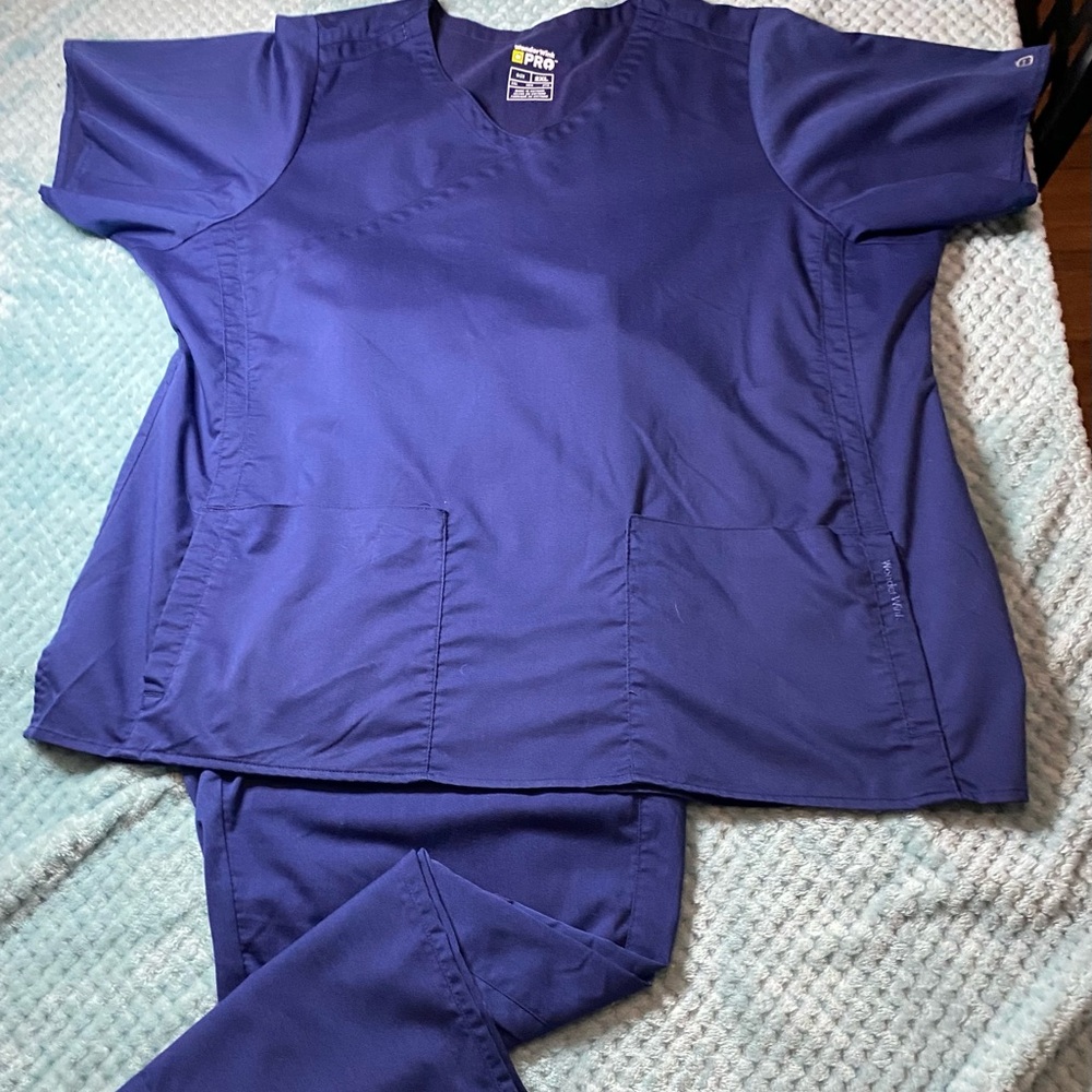 WonderWink Women's Royal Blue Scrub Set